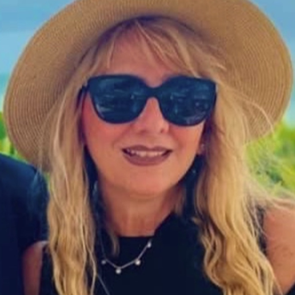 Meet your Posher, Shari